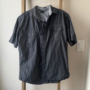 MENS - Burnside charcoal button up short sleeve shirt - size L